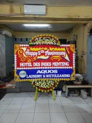 Papan Bunga di Domas Pontang