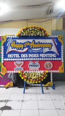 Papan Bunga di Domas Pontang
